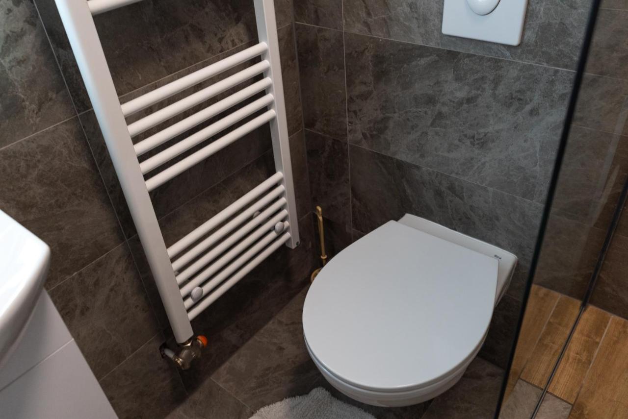 Lux Apartment III 普里耶多尔 外观 照片