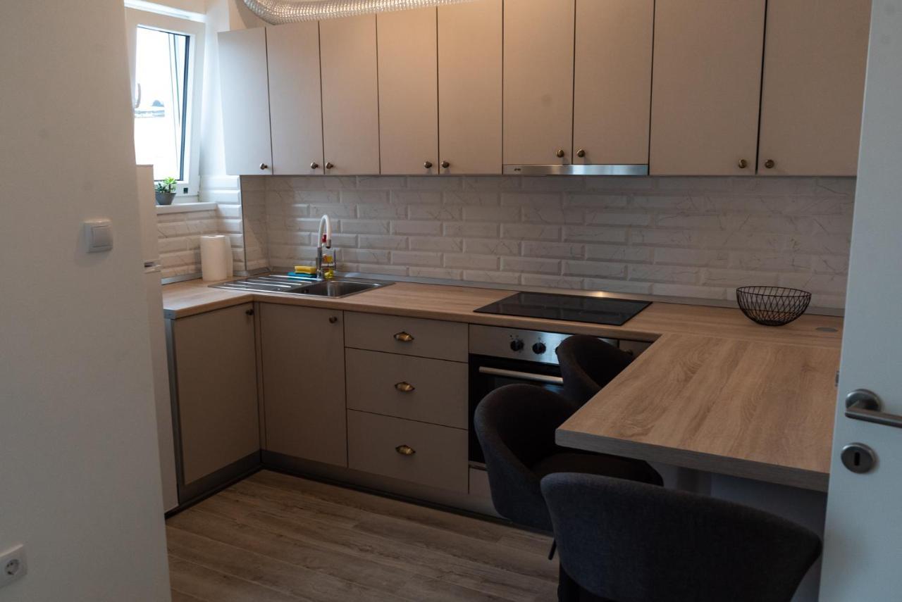 Lux Apartment III 普里耶多尔 外观 照片