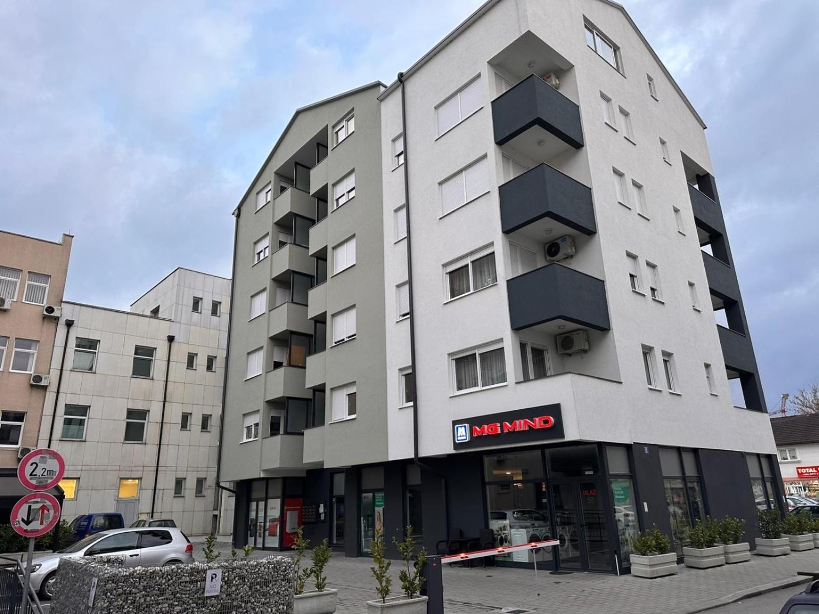 Lux Apartment III 普里耶多尔 外观 照片